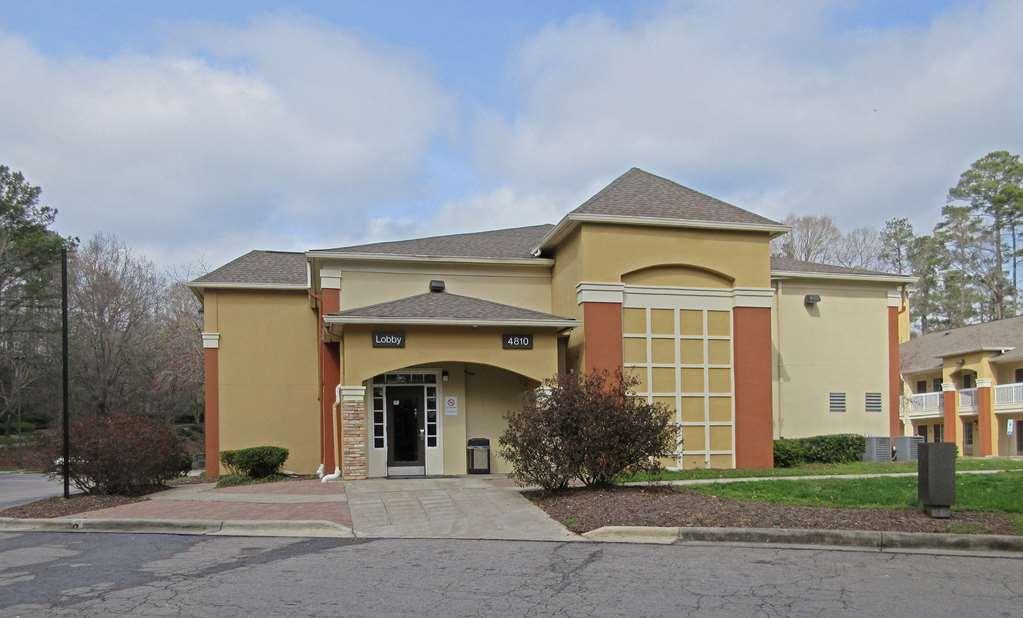 Suburban Studios Raleigh - Crabtree Valley Exterior foto